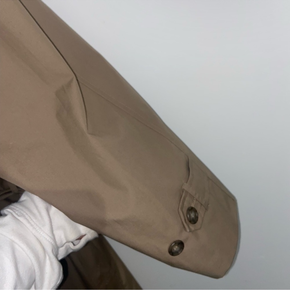 London Fog Trenchcoat - Picture 7 of 14